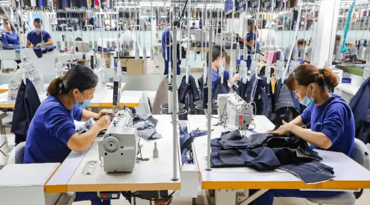 How to Source Clothing from China